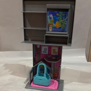 Barbie Dream House Pet Lounge/ Tv Room Divider